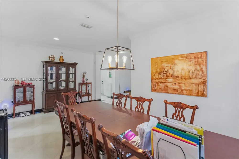 1642 Blue Jay Cir Weston, FL 33327