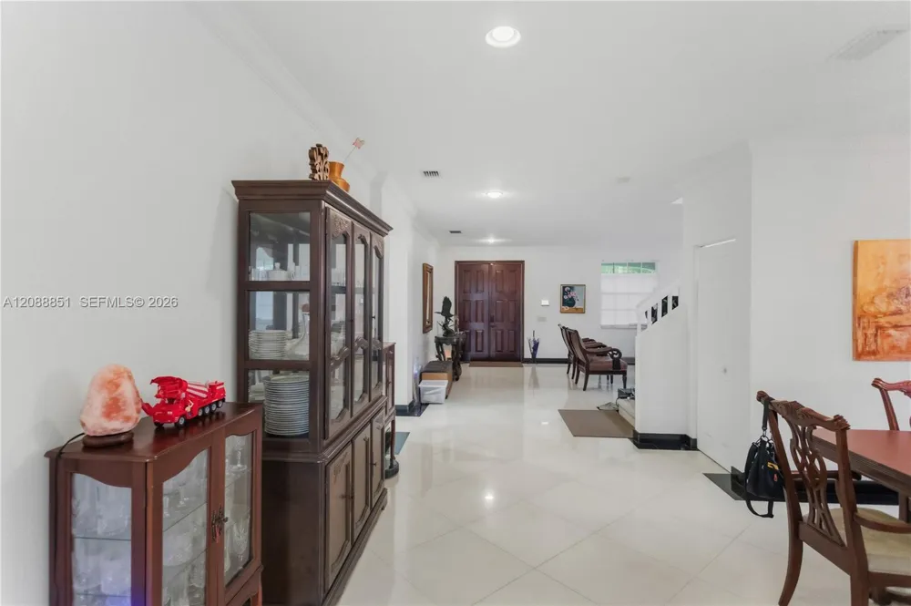 1642 Blue Jay Cir Weston, FL 33327