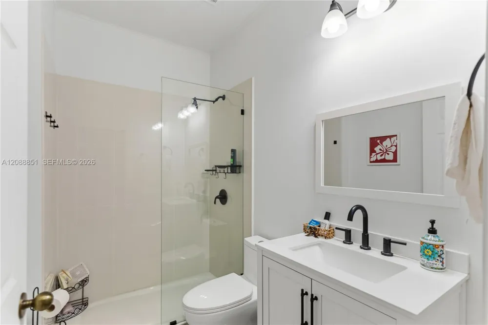 1642 Blue Jay Cir Weston, FL 33327