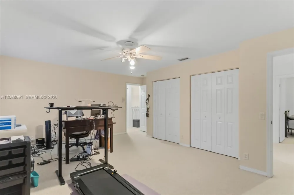 1642 Blue Jay Cir Weston, FL 33327