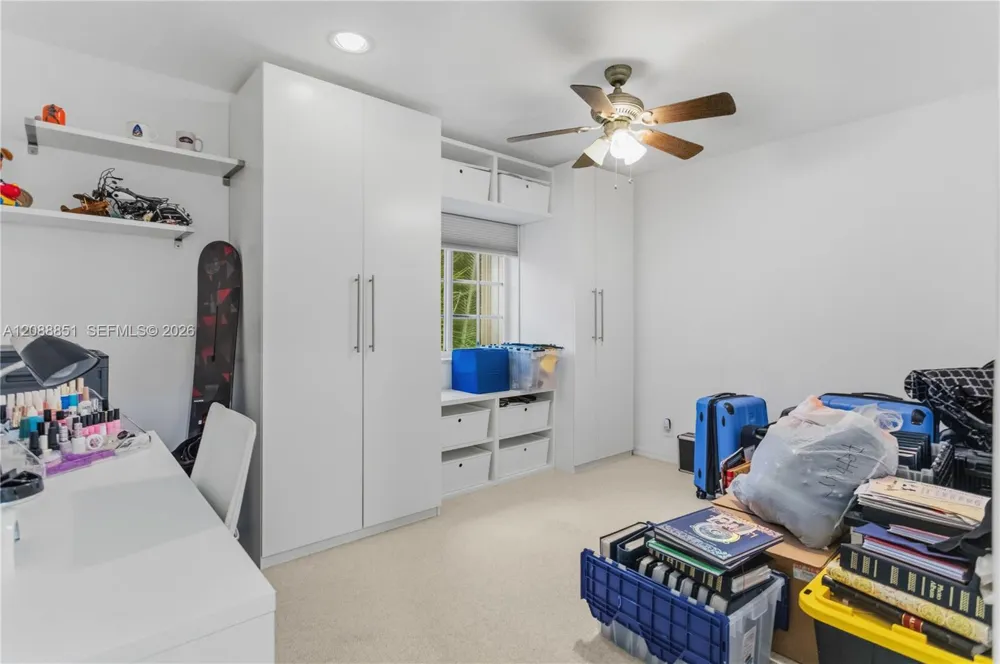 1642 Blue Jay Cir Weston, FL 33327