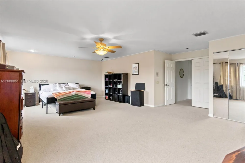 1642 Blue Jay Cir Weston, FL 33327
