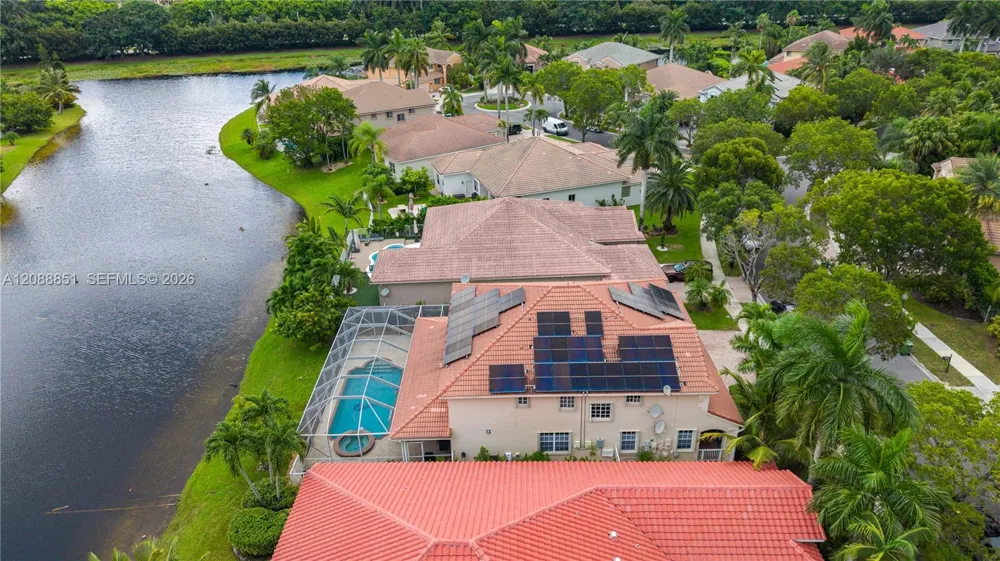 1642 Blue Jay Cir Weston, FL 33327