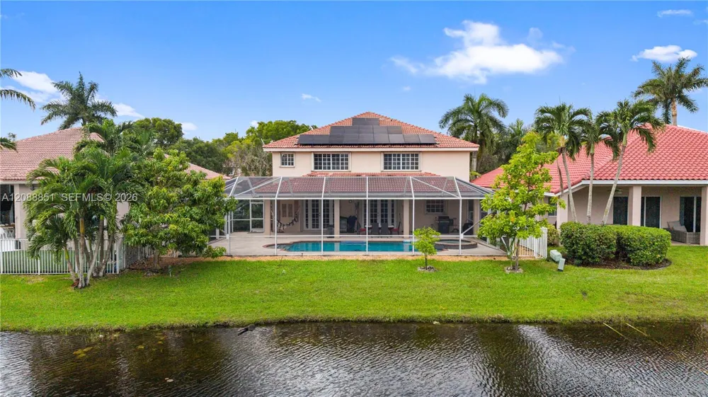 1642 Blue Jay Cir Weston, FL 33327
