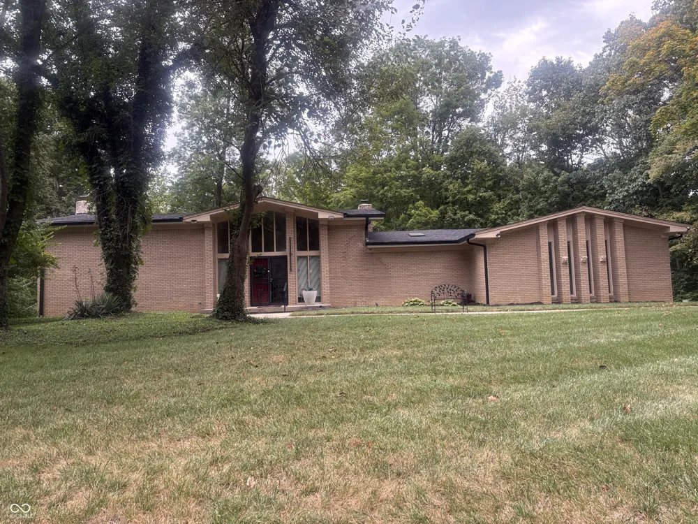 5505 Far Hill Road Indianapolis, IN 46226