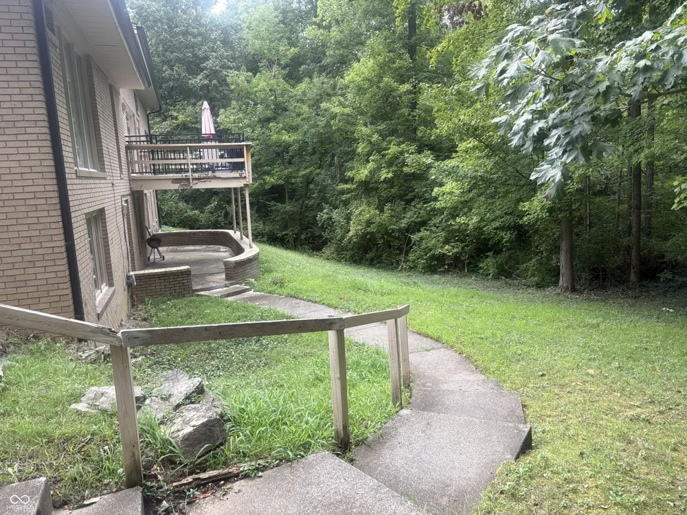 5505 Far Hill Road Indianapolis, IN 46226