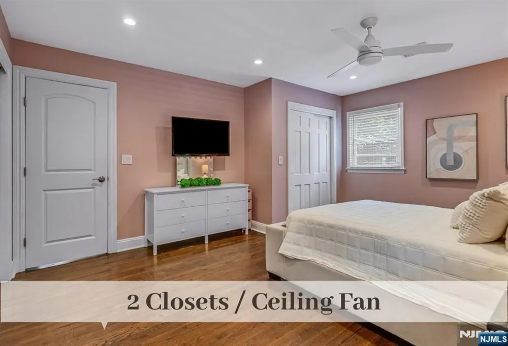 11 Stone Ridge Lane Ho-Ho-Kus, NJ 07423