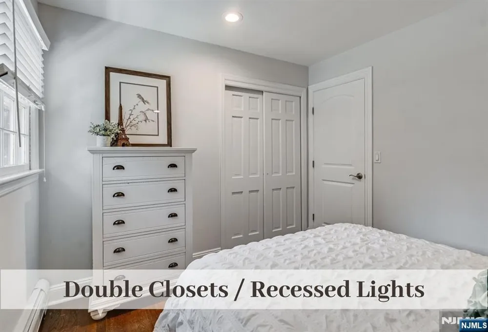 11 Stone Ridge Lane Ho-Ho-Kus, NJ 07423