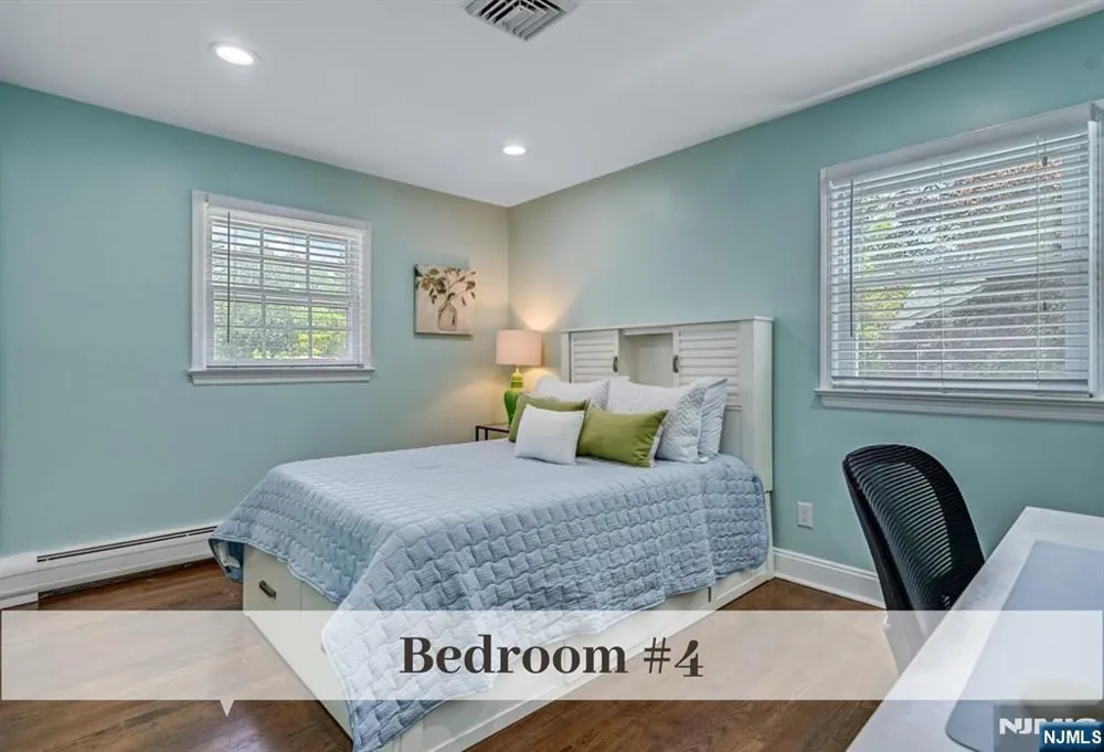 11 Stone Ridge Lane Ho-Ho-Kus, NJ 07423