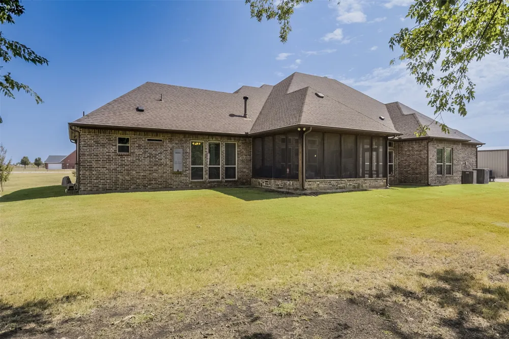 505 Boz Road Waxahachie, TX 75167