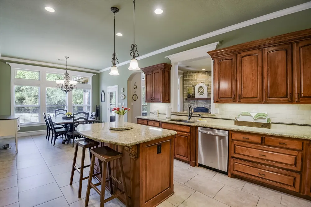 505 Boz Road Waxahachie, TX 75167
