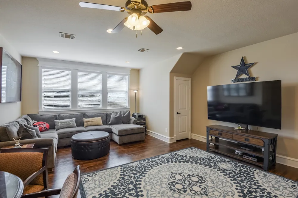 505 Boz Road Waxahachie, TX 75167