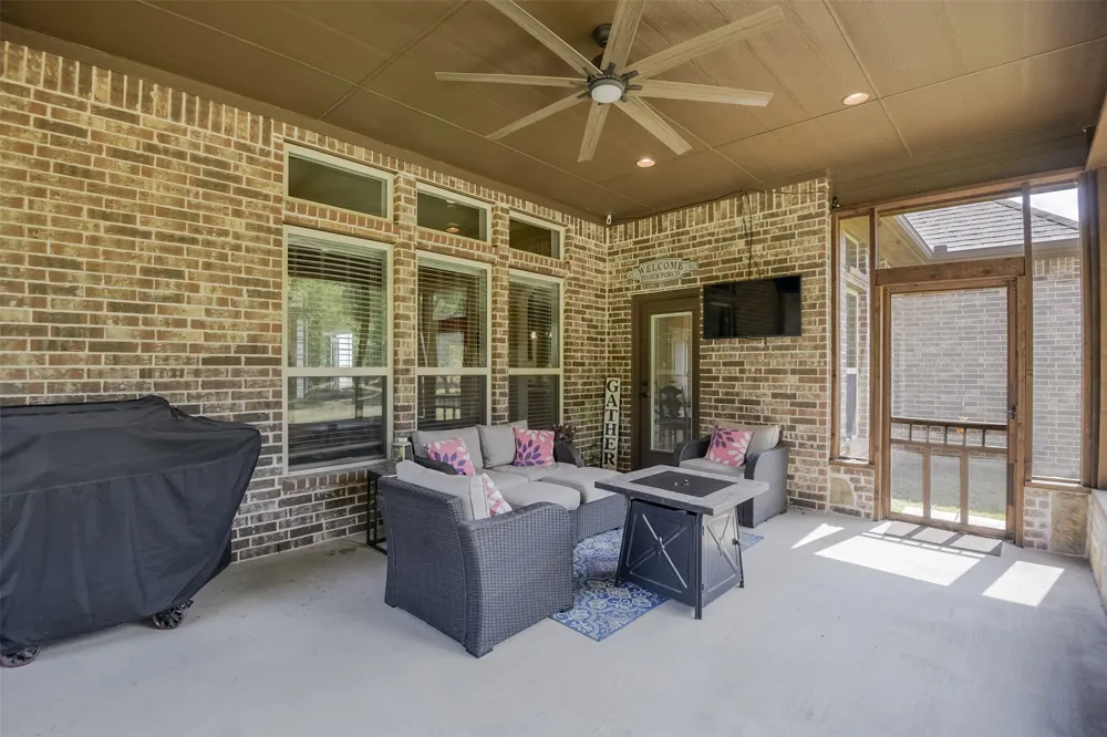 505 Boz Road Waxahachie, TX 75167