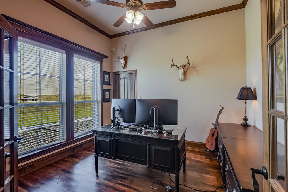 505 Boz Road Waxahachie, TX 75167