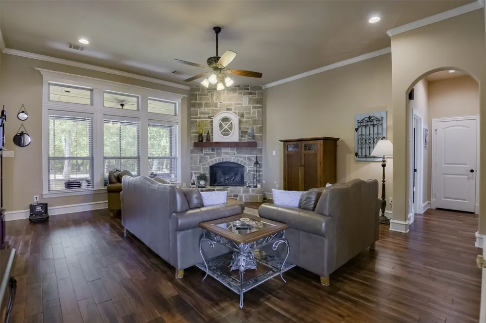 505 Boz Road Waxahachie, TX 75167