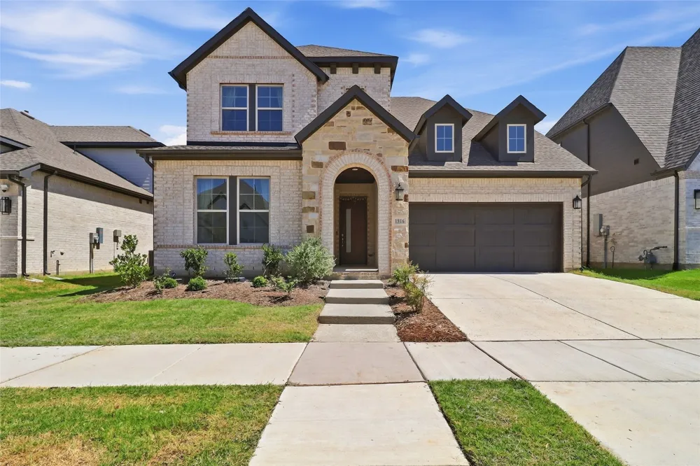 1816 Windy Lane Argyle, TX 76226