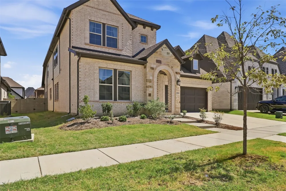 1816 Windy Lane Argyle, TX 76226