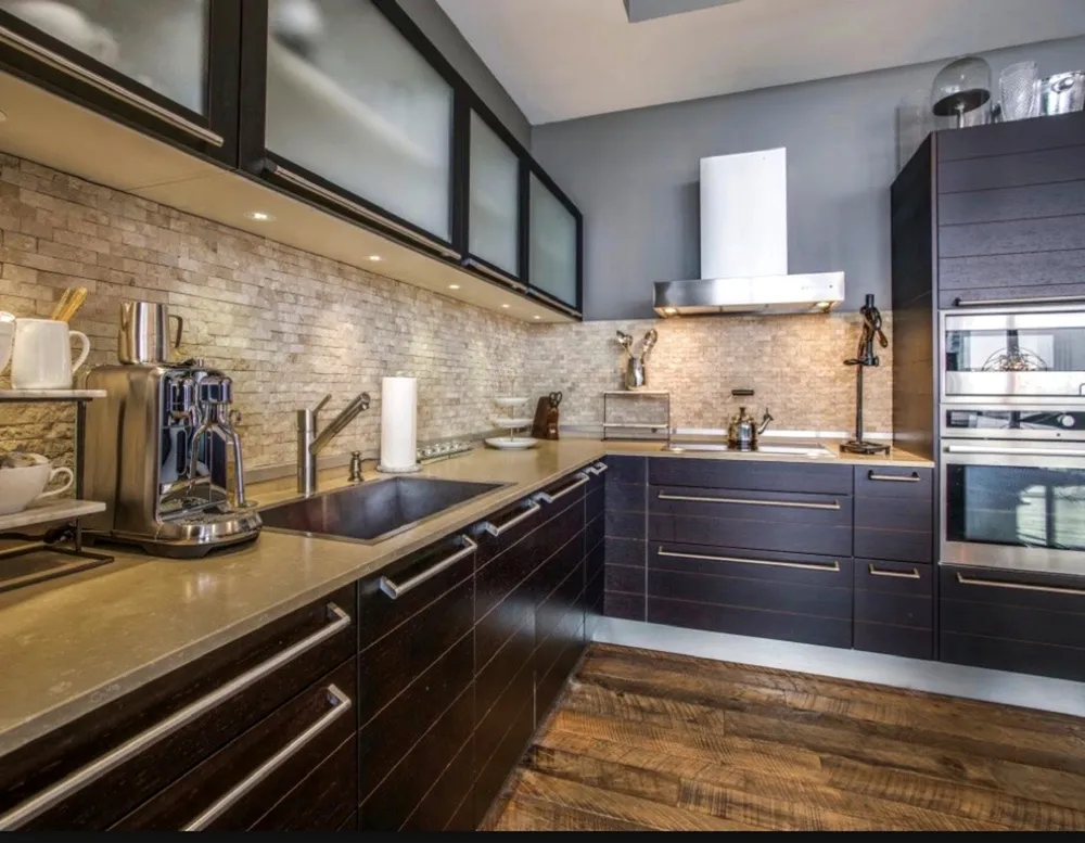 2408 Victory Park Lane #1034 Dallas, TX 75219