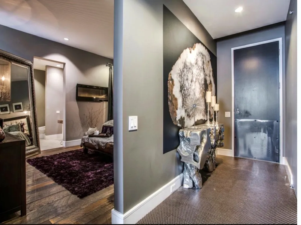 2408 Victory Park Lane #1034 Dallas, TX 75219