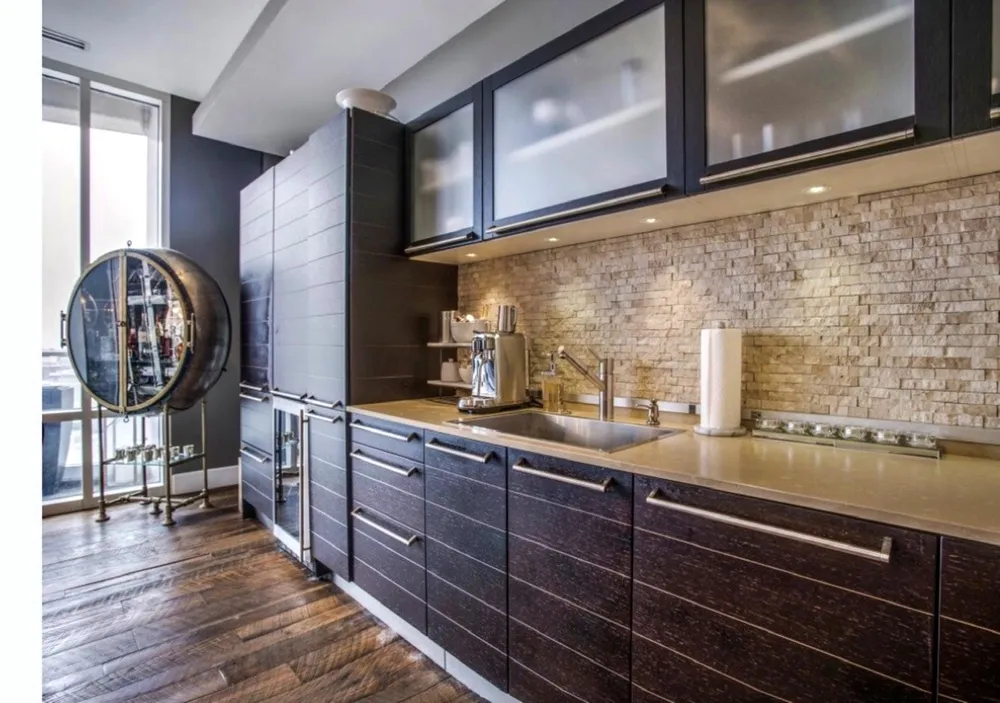 2408 Victory Park Lane #1034 Dallas, TX 75219