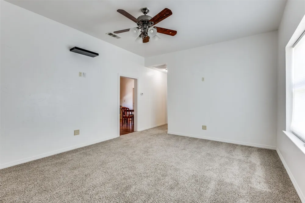 618 E Woodard Street Denison, TX 75021