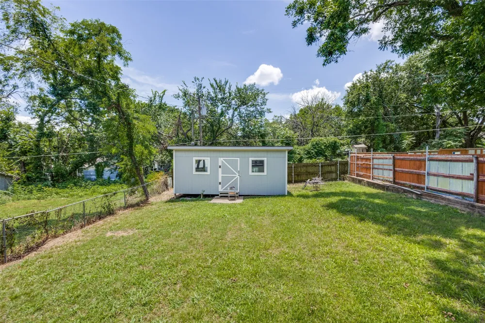 618 E Woodard Street Denison, TX 75021