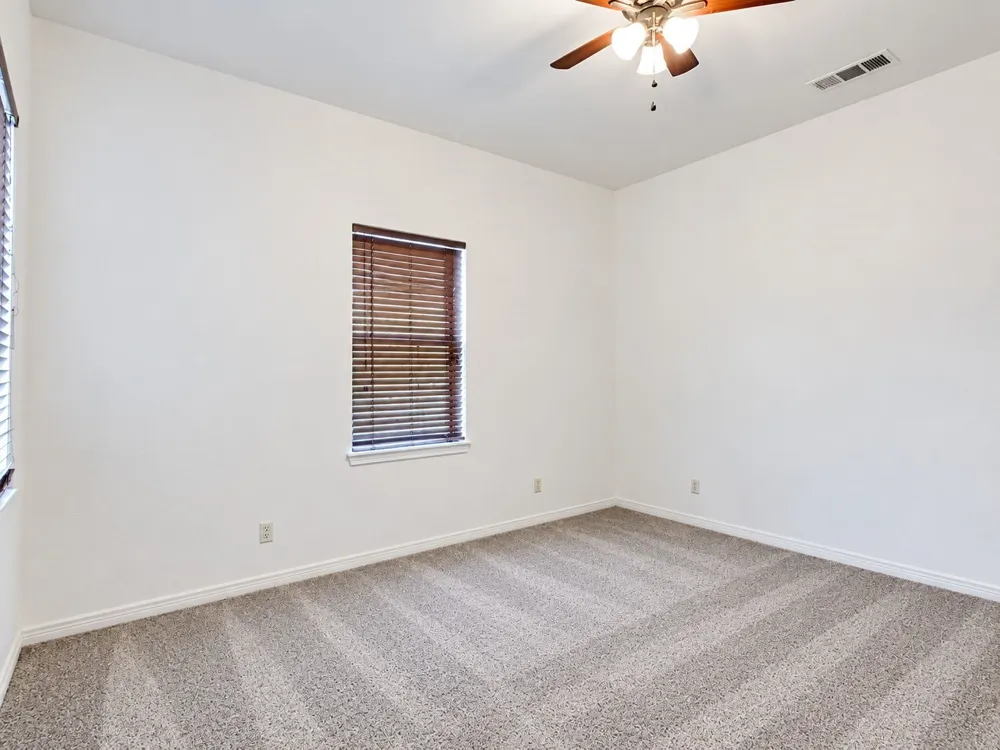 618 E Woodard Street Denison, TX 75021