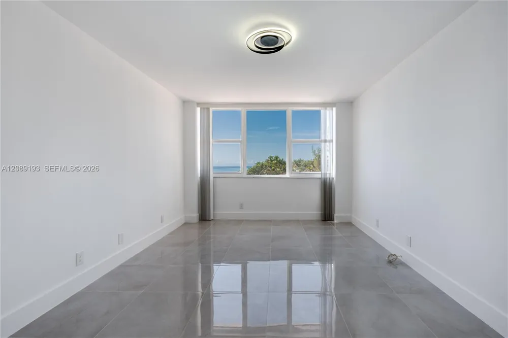 3180 S Ocean Dr #310 Hallandale Beach, FL 33009