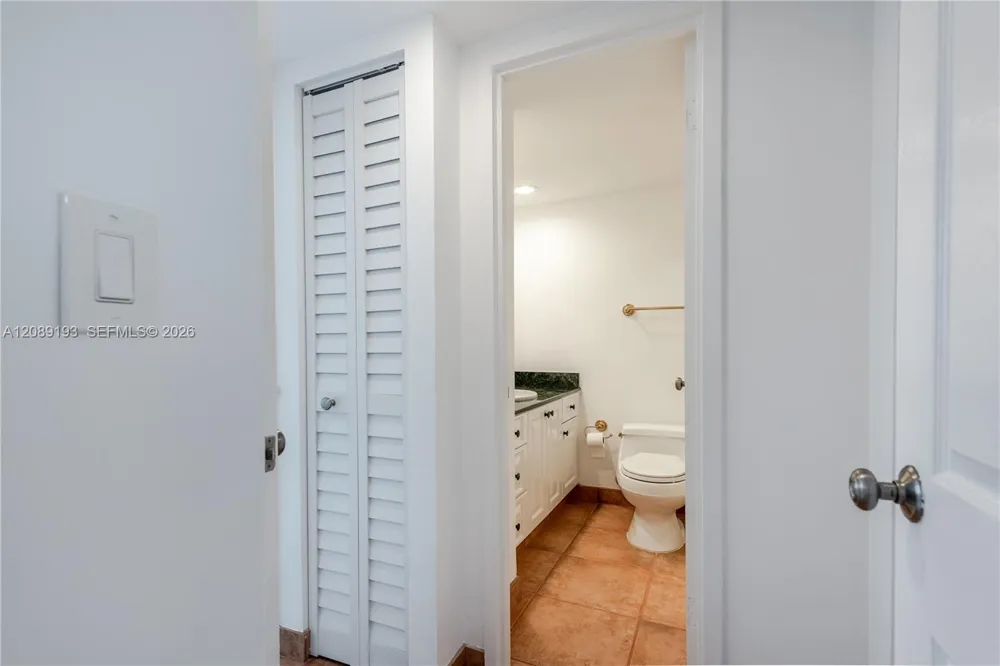 3180 S Ocean Dr #310 Hallandale Beach, FL 33009
