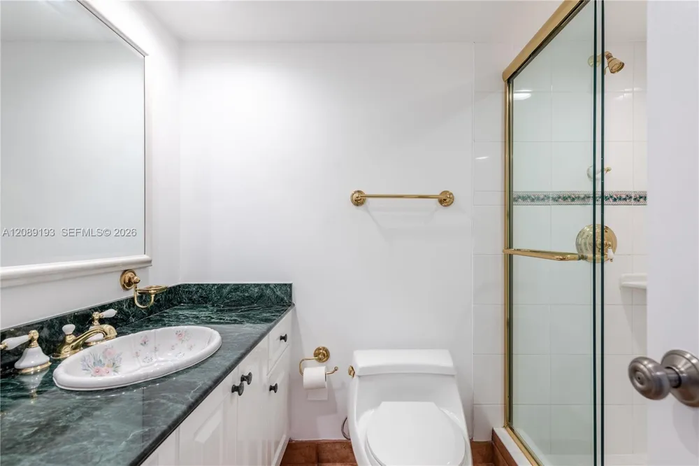 3180 S Ocean Dr #310 Hallandale Beach, FL 33009