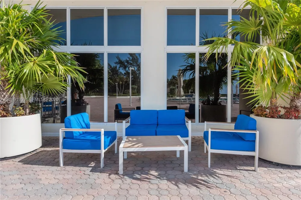 3180 S Ocean Dr #310 Hallandale Beach, FL 33009