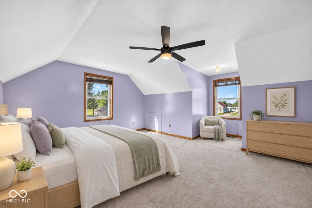 923 Washington Street Hope, IN 47246
