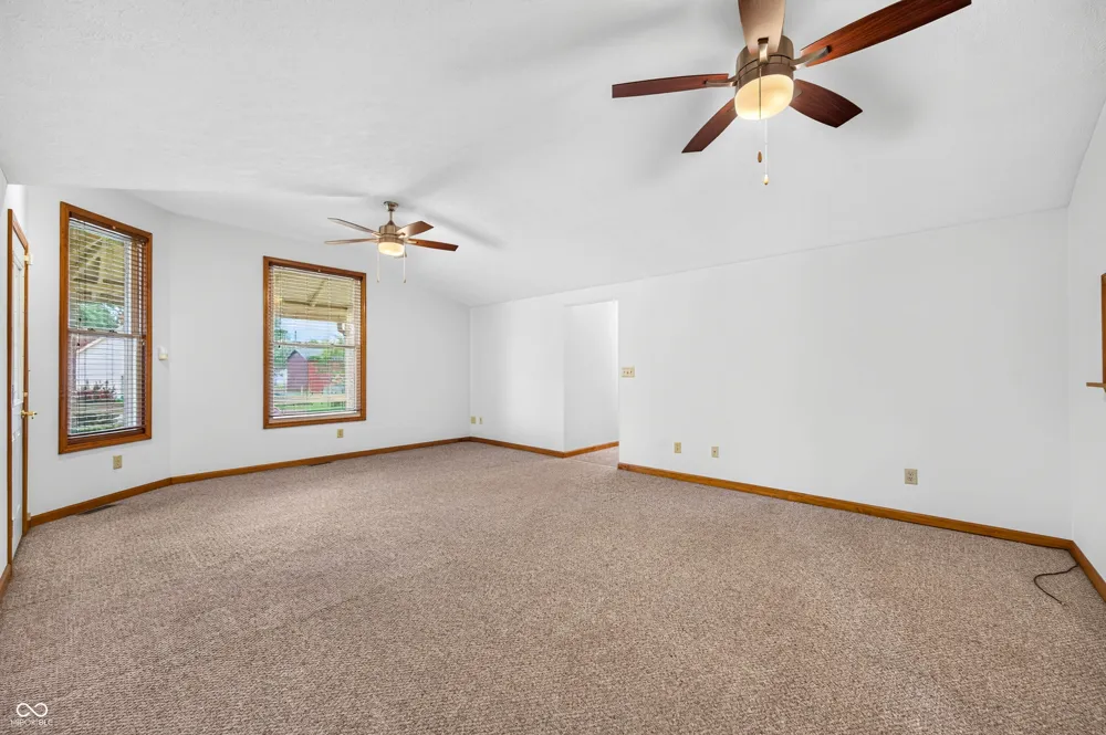 923 Washington Street Hope, IN 47246