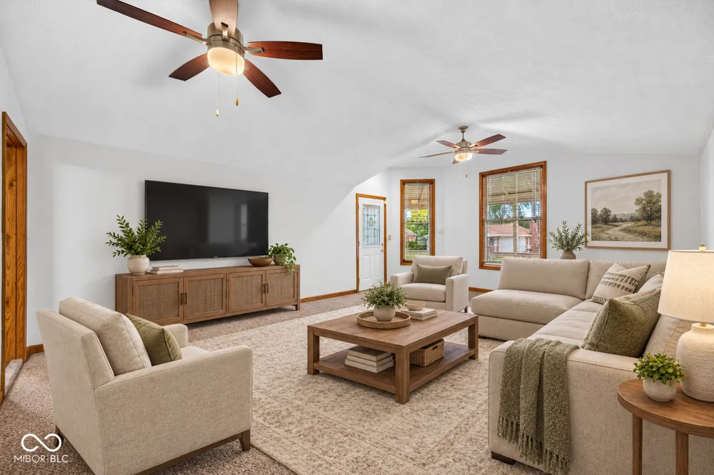 923 Washington Street Hope, IN 47246