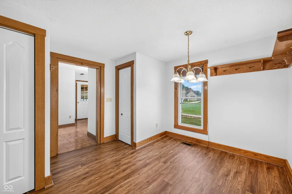 923 Washington Street Hope, IN 47246