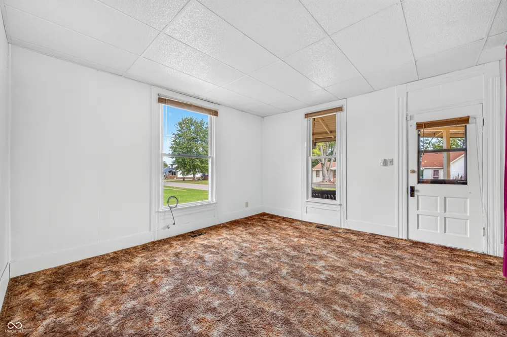 923 Washington Street Hope, IN 47246