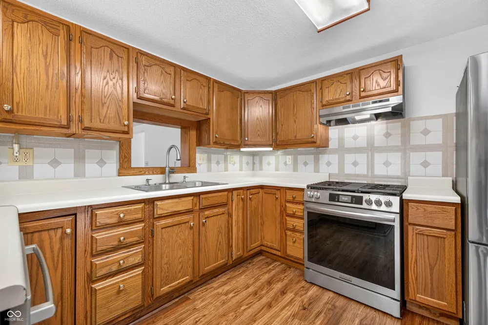 923 Washington Street Hope, IN 47246
