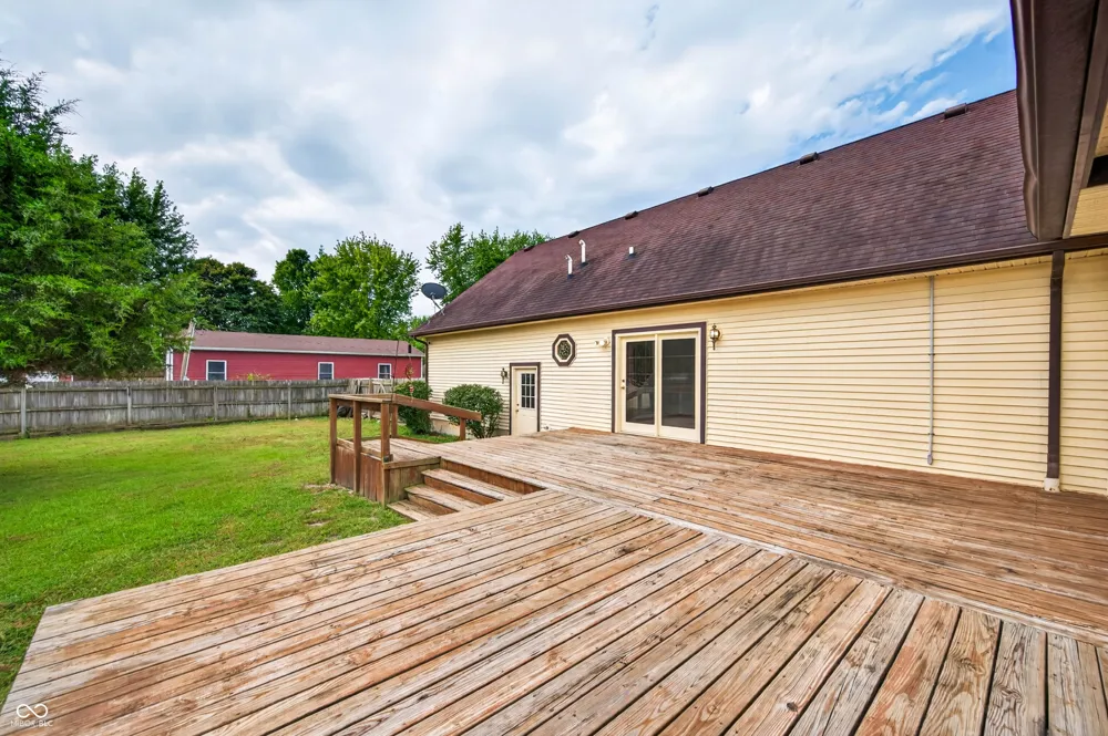 923 Washington Street Hope, IN 47246