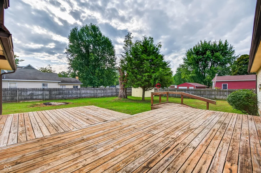 923 Washington Street Hope, IN 47246
