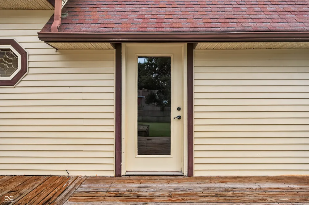 923 Washington Street Hope, IN 47246