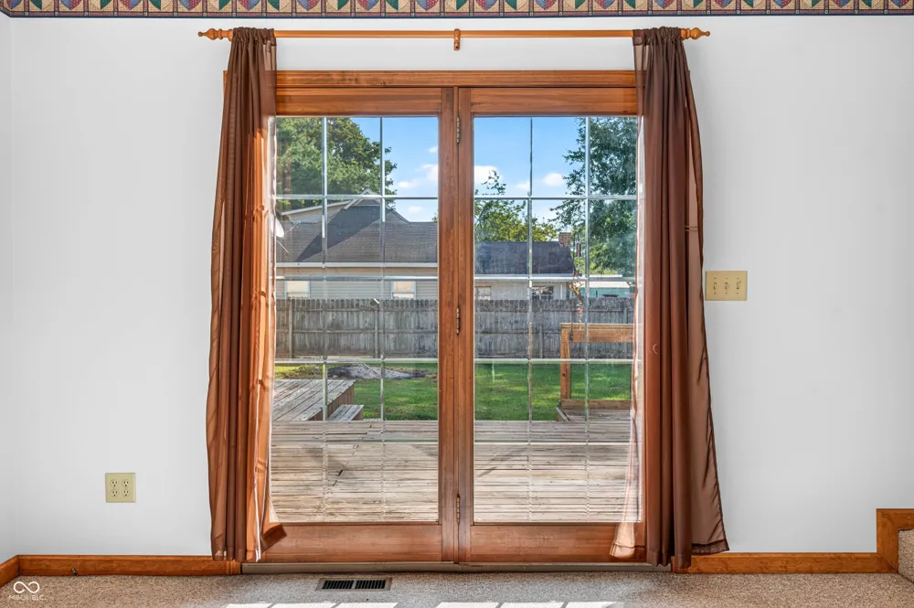 923 Washington Street Hope, IN 47246