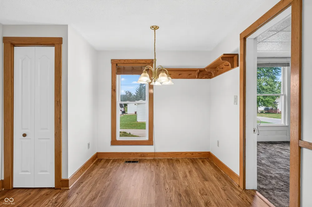 923 Washington Street Hope, IN 47246