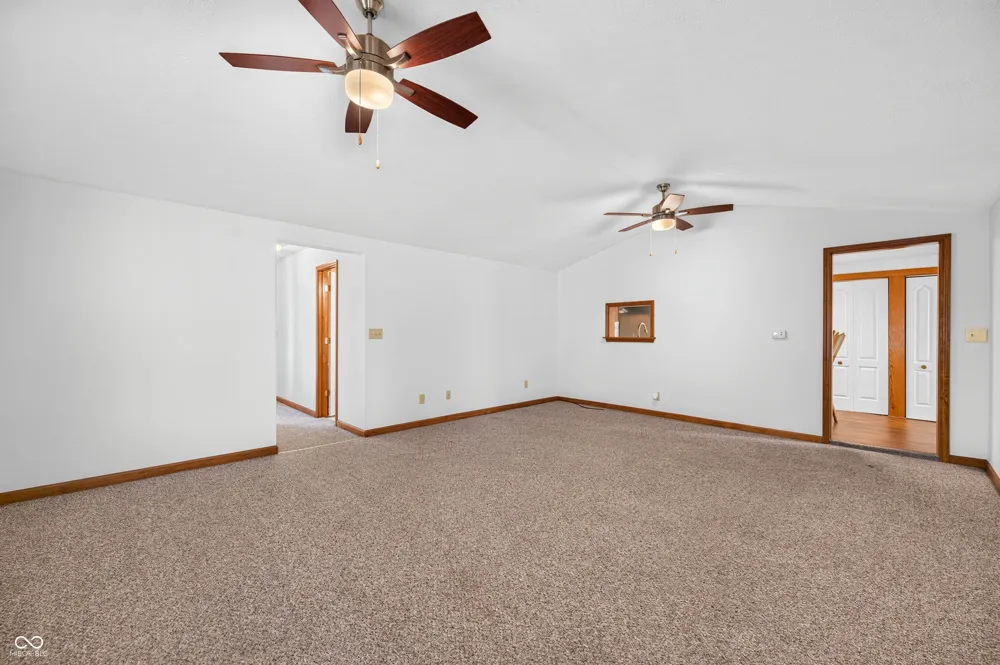 923 Washington Street Hope, IN 47246