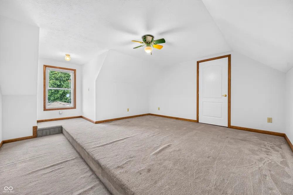 923 Washington Street Hope, IN 47246