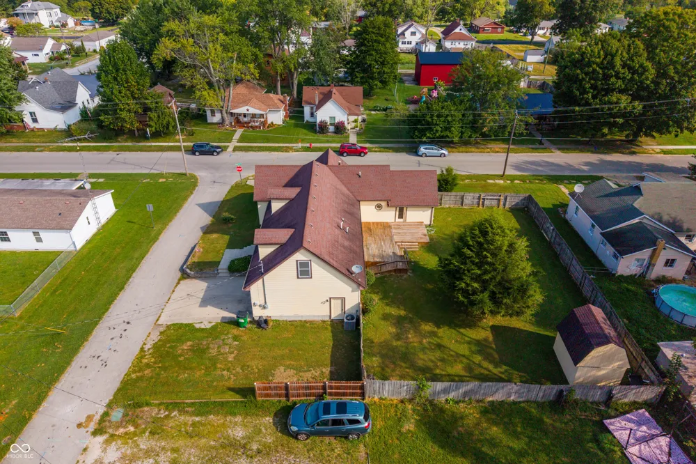 923 Washington Street Hope, IN 47246