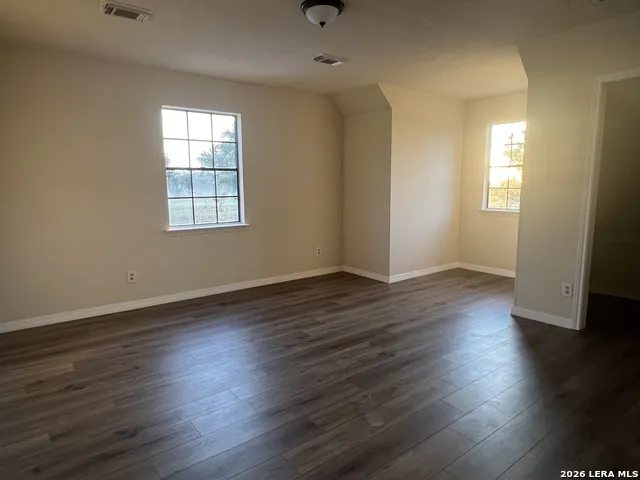 106 EAGLE CREEK RANCH BLVD Floresville, TX 78114