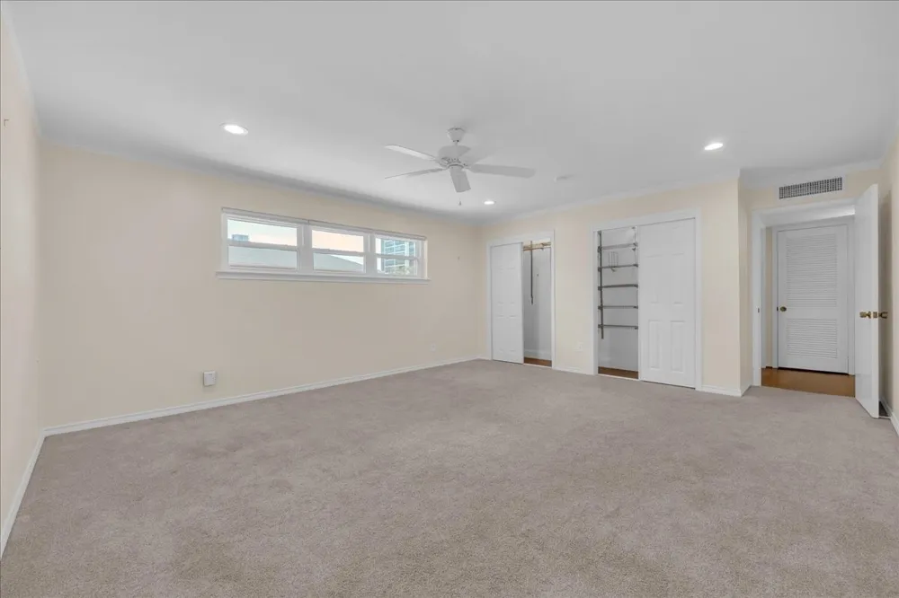 6234 Bandera Avenue #C Dallas, TX 75225