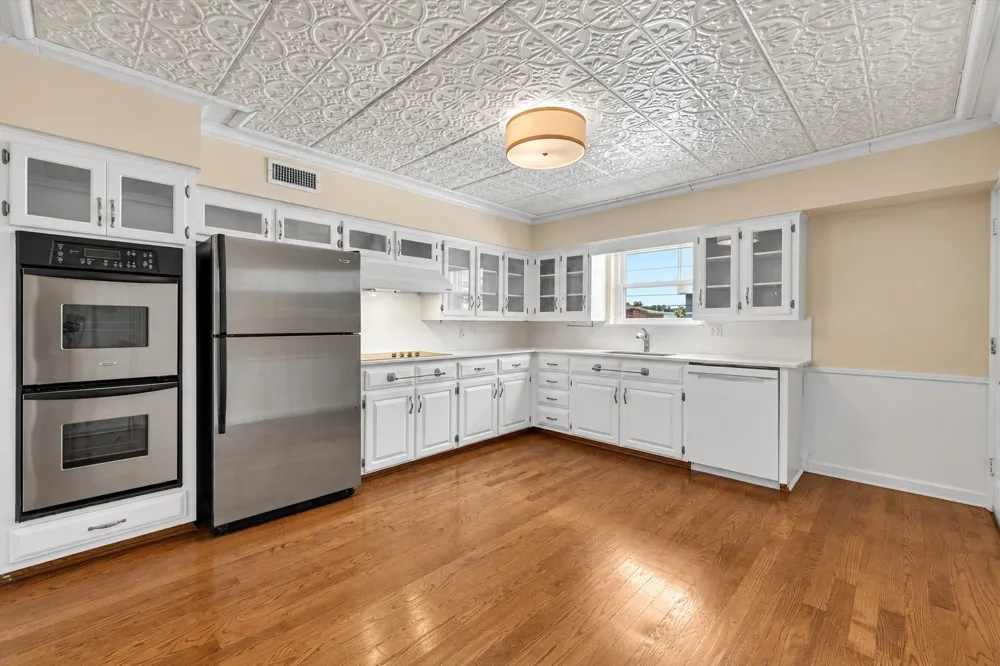 6234 Bandera Avenue #C Dallas, TX 75225