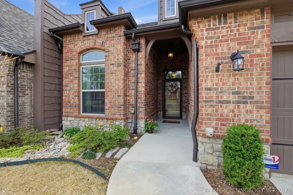 11016 E 83rd Place S Tulsa, OK 74133