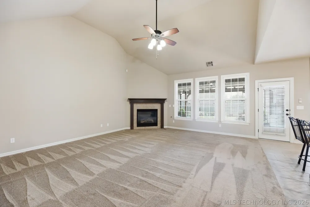 11016 E 83rd Place S Tulsa, OK 74133